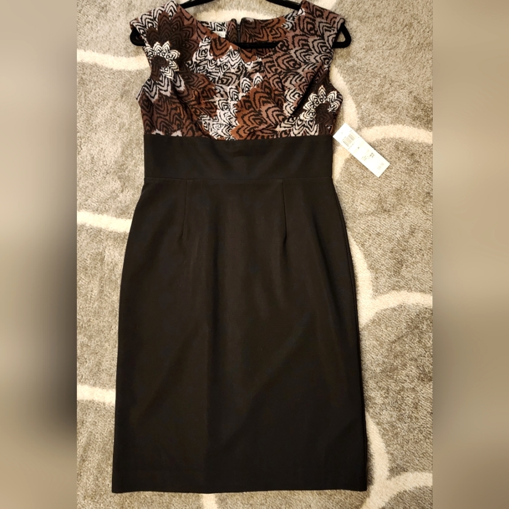 NWT Maggy London sleeveless sheath dress
